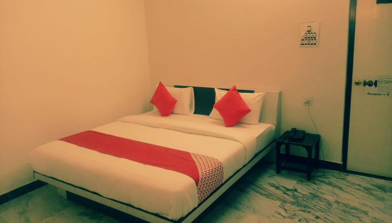 Hotel Rajkamal International Udaipur Exterior photo